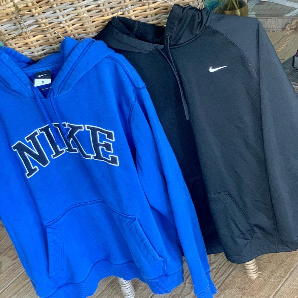 2 Nike Hoodies
